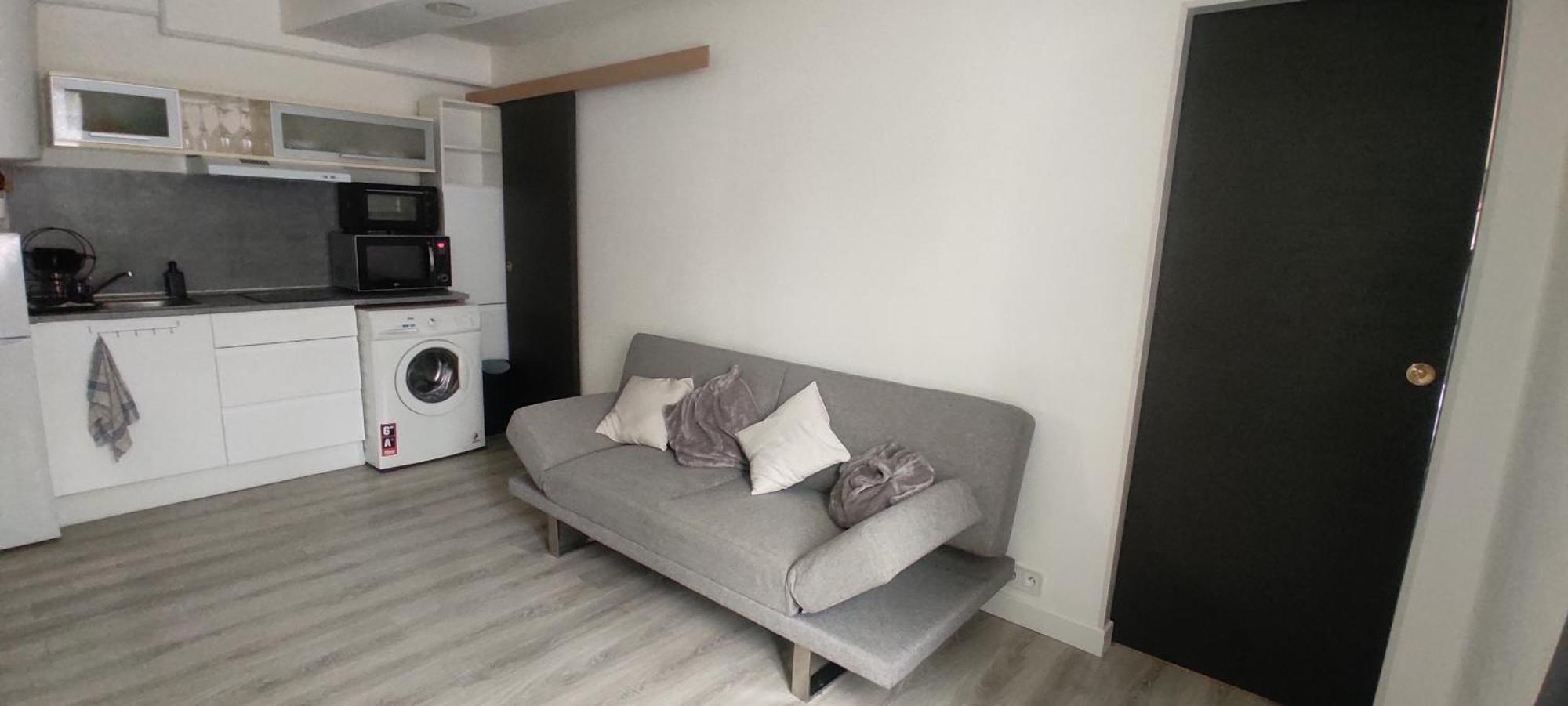 Superbe Appartement En Plein Centre Ville Viarmes Buitenkant foto